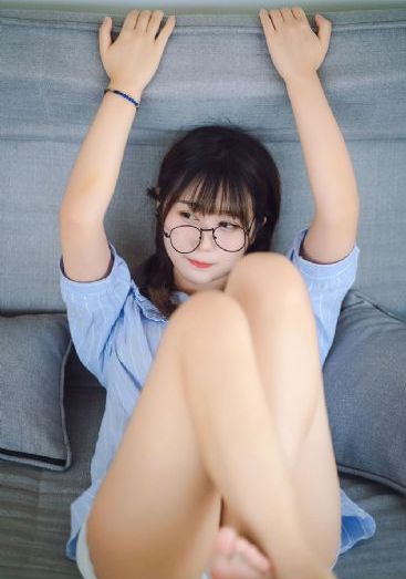 年轻貌美的继牳