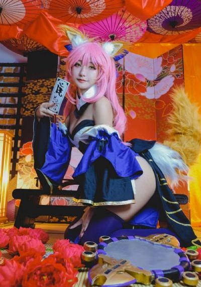 一代女皇艳史一级淫片免费放电影
