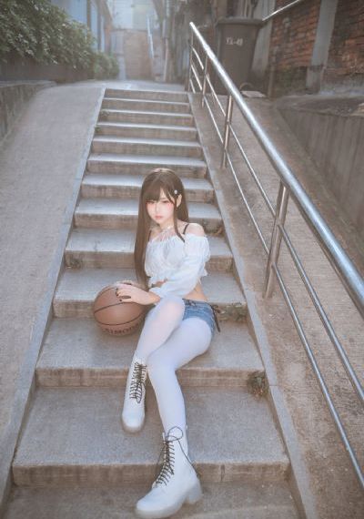 梅花三弄第一部免费观看