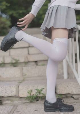 打白嫩光屁屁女网站