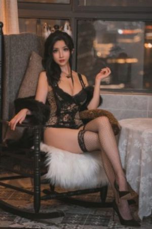 唐伯虎点九美