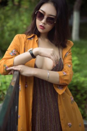 小姨在线观看