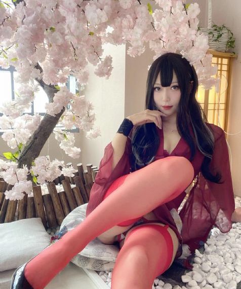 老太婆牲交视频毛茸茸无删减