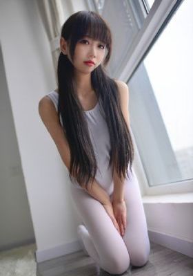 闪婚老公捧我当歌星免费观看