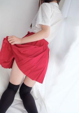 年轻的女邻居hd免费观看