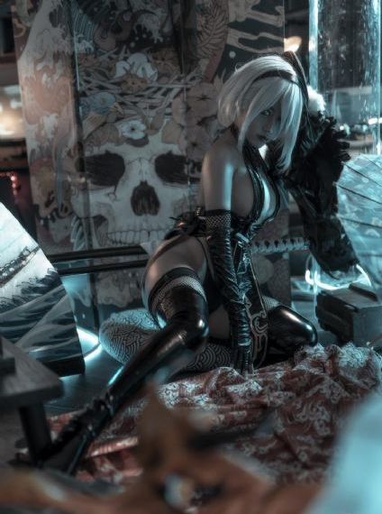 《黑皮辣妹》